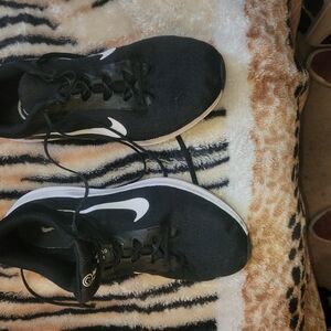 Nike Black and White Athletic Shoes